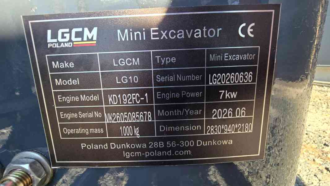 Minibagr 1t LGCM LG10 + 3 lžíce 20/40/80 cm Opava - foto 5