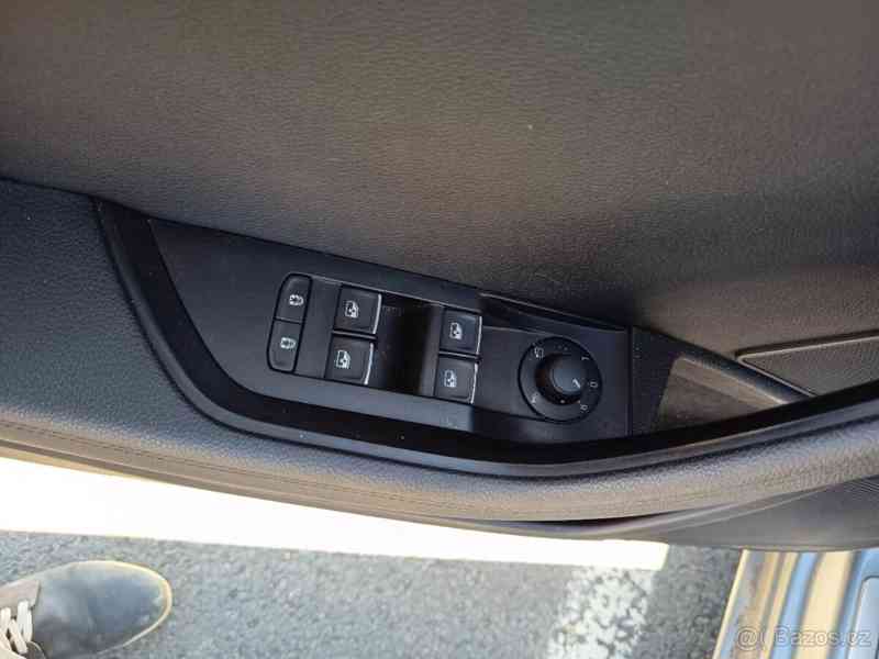 Škoda Superb 2,0   Laurin-Klement, 2019 - foto 11