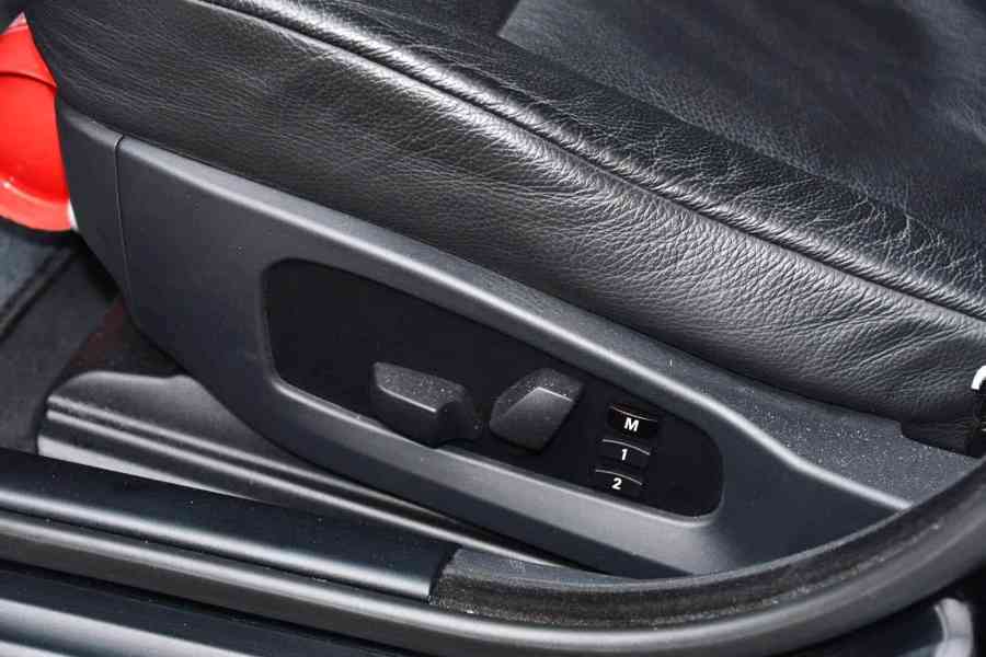 PRODAM BMW 5 (E60) 520 i - foto 20