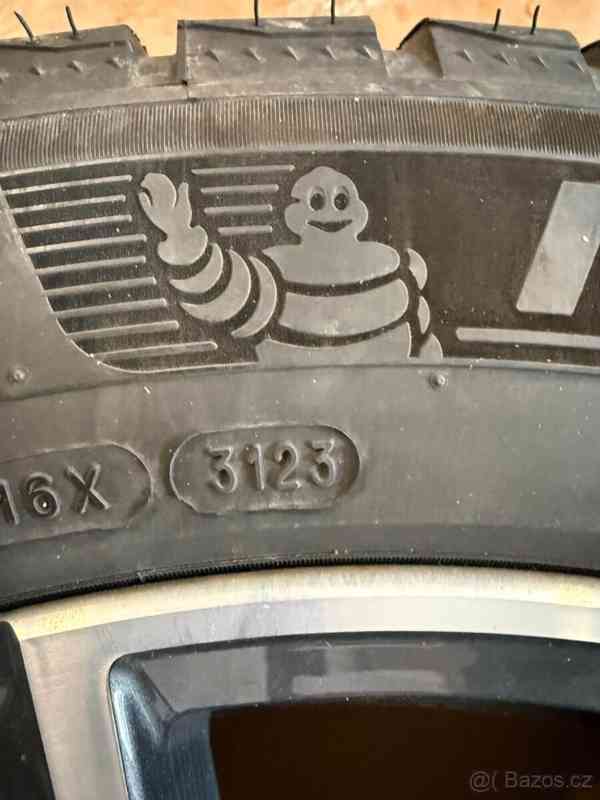 BMW PRODÁM ORIGINÁL ALU KOLA BMW - foto 8