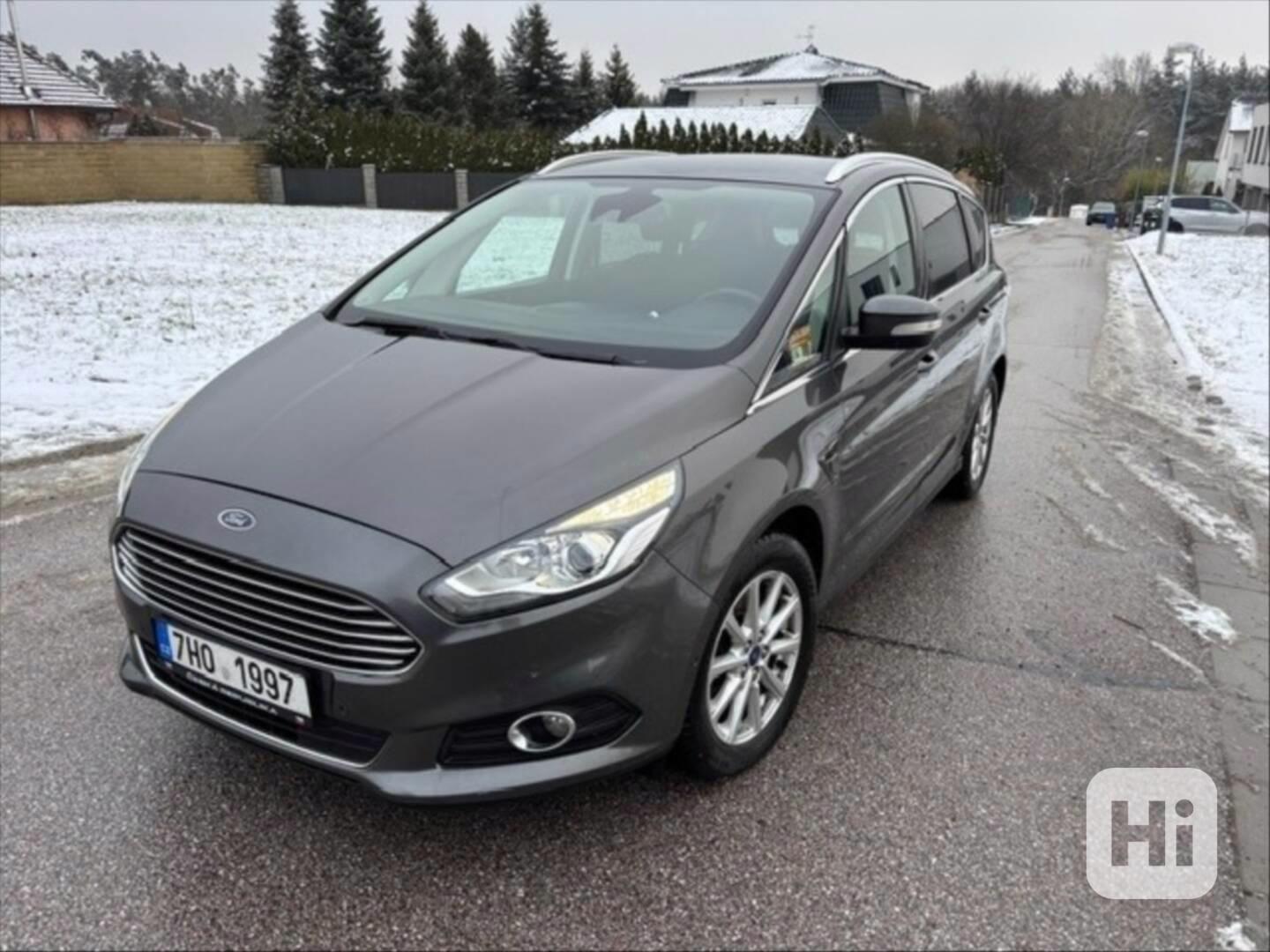 Ford S-MAX 2,0   rv 2017 - foto 1