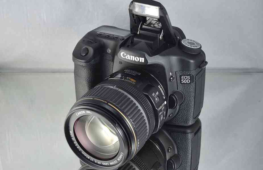 Canon EOS 50D + Canon17-85mm IS USM 37000 Exp. - foto 5