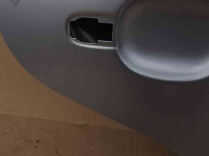 Pravé zadní dveře Škoda Octavia I combi - foto 4