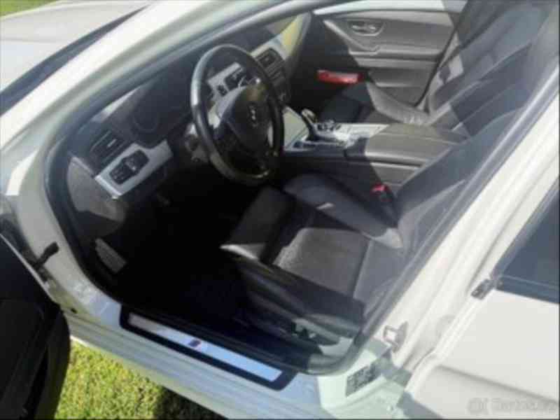 BMW Řada 5 F11 535d x-drive - foto 6