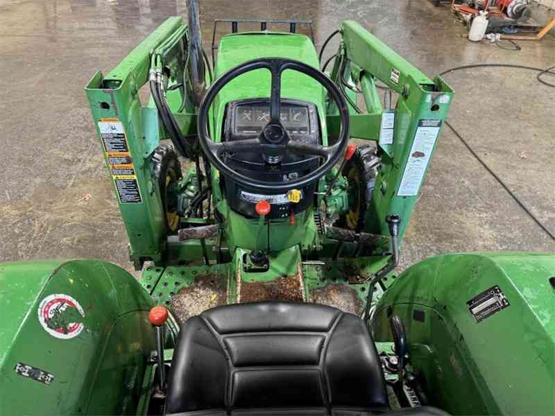 John Deere 870 - foto 2