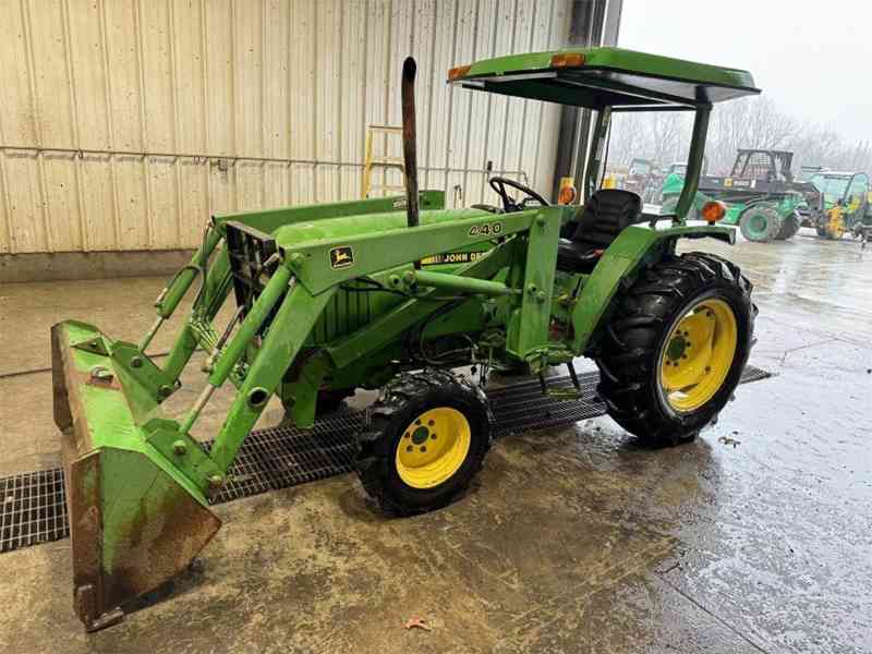 Obrázek k inzerátu: John Deere 870