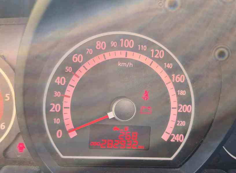 Kia Ceed 1,6crdi - foto 6