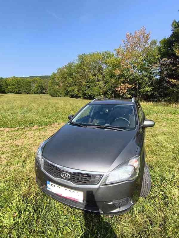 Kia Ceed 1,6crdi - foto 2