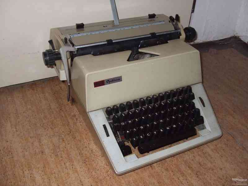 Prodám psací stroj Optima-levně - foto 1
