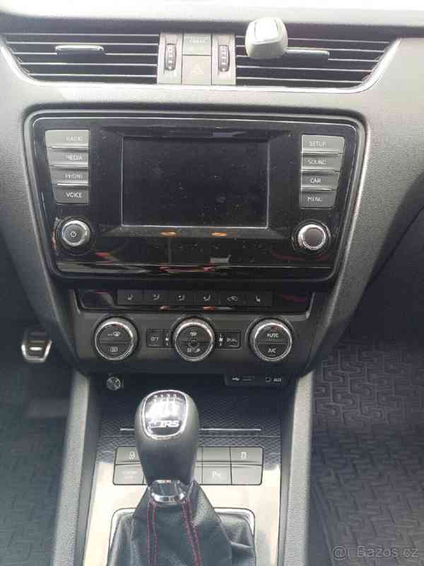 Škoda Octavia 2,0   RS Challenger - foto 15