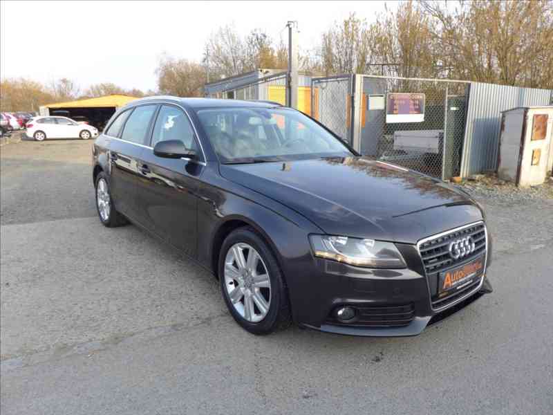 Audi A4 2,0 TDI 4x4, NAVI, 1.MAJITEL - foto 2
