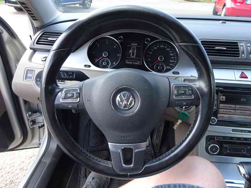 VW Passat 2.0 TDI Variant r.v.2010 AUTOMAT (125 kw)  - foto 10