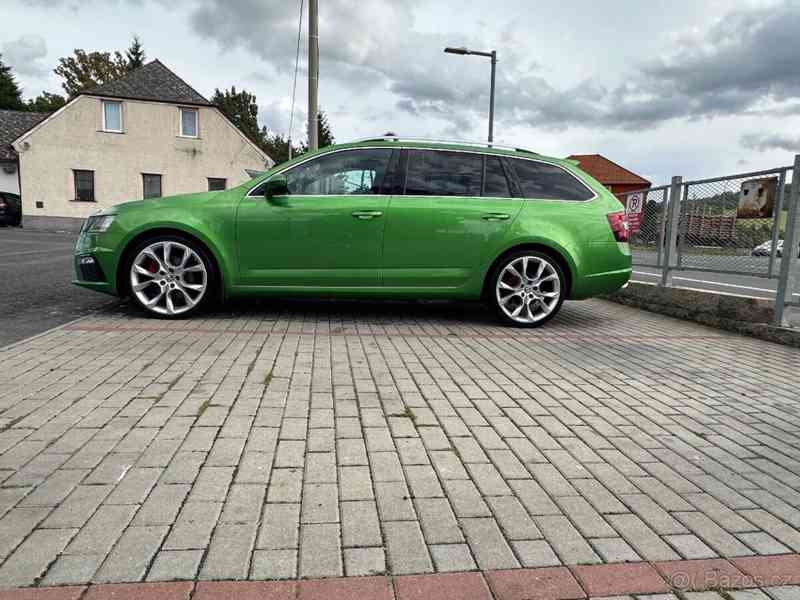 Škoda Octavia 2,0   3 - foto 4