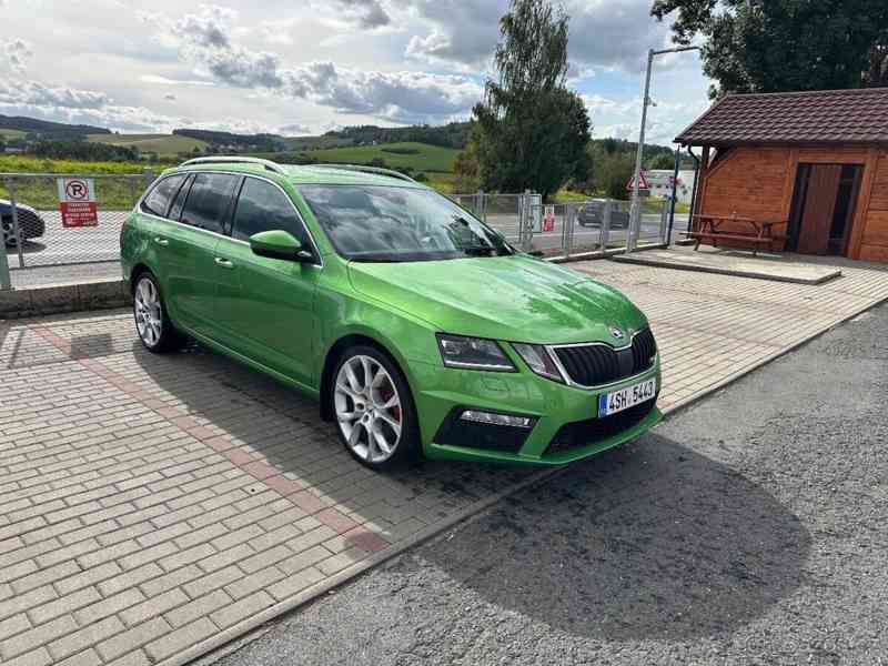 Škoda Octavia 2,0   3 - foto 1