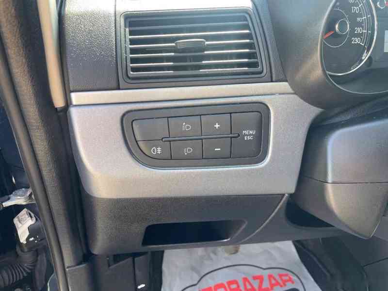 Fiat Grande Punto, 1,2 48kW, SERVISKA - foto 12