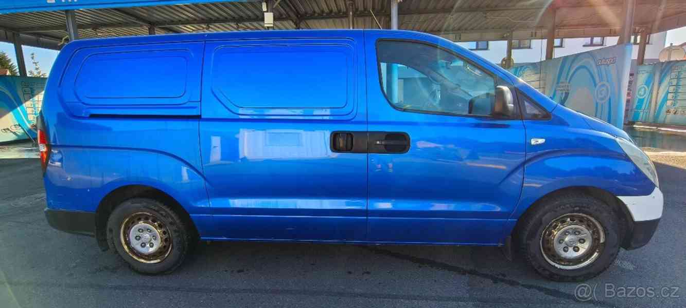 Hyundai H 1 2,5   Rok 2010 217000 km125 kW - foto 1