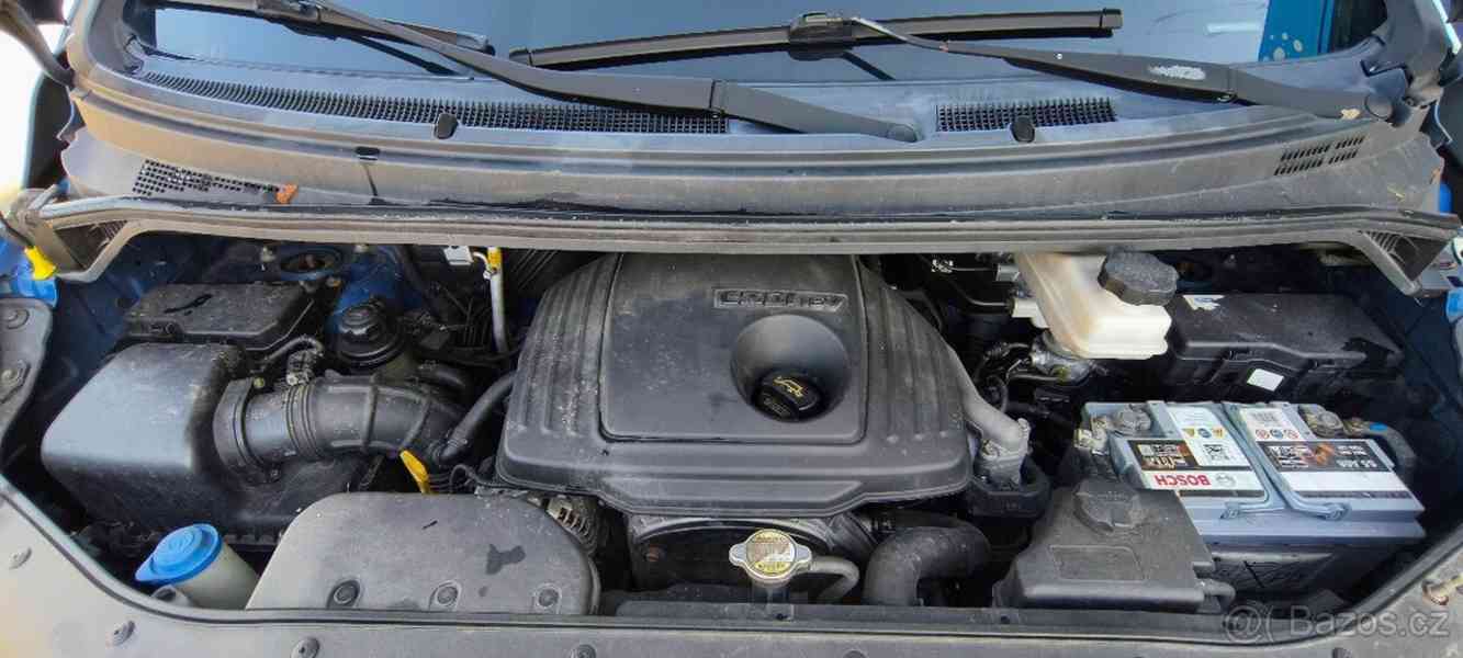 Hyundai H 1 2,5   Rok 2010 217000 km125 kW - foto 3