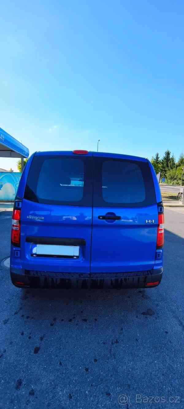 Hyundai H 1 2,5   Rok 2010 217000 km125 kW - foto 11