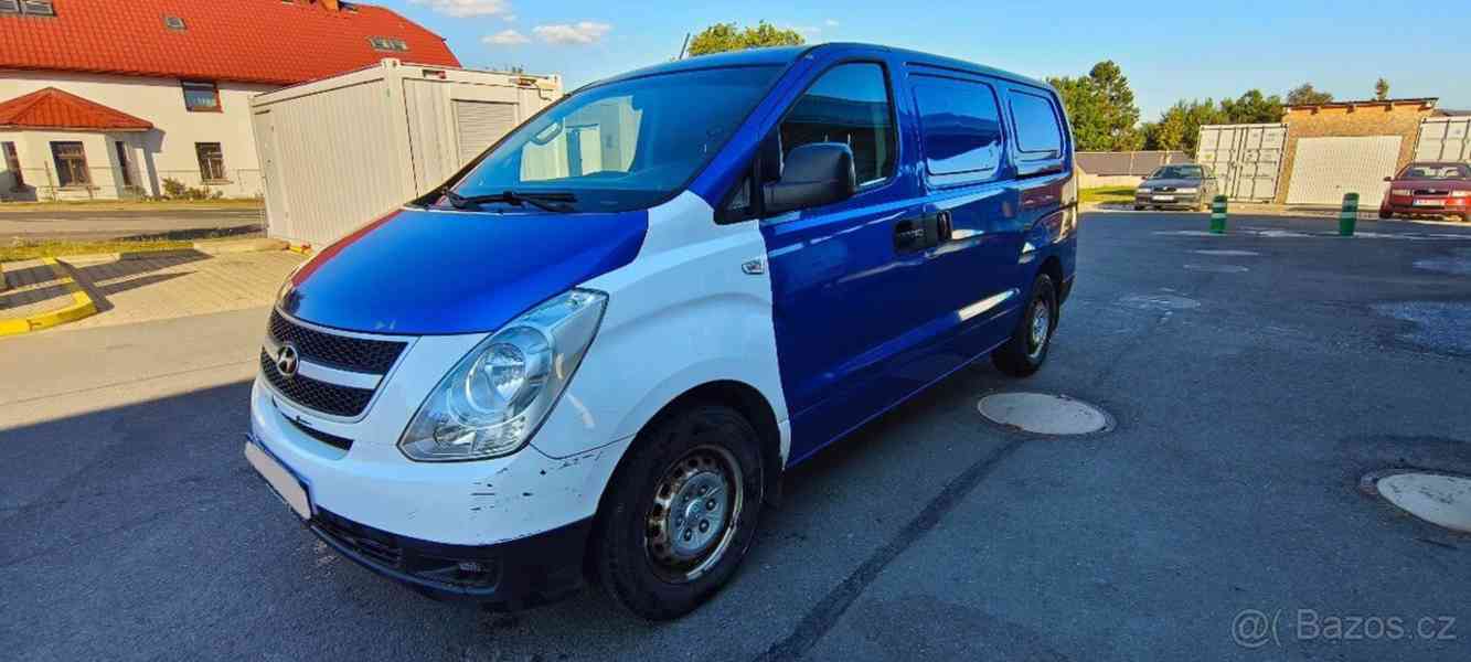 Hyundai H 1 2,5   Rok 2010 217000 km125 kW - foto 4