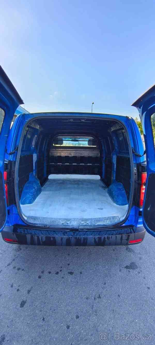 Hyundai H 1 2,5   Rok 2010 217000 km125 kW - foto 10