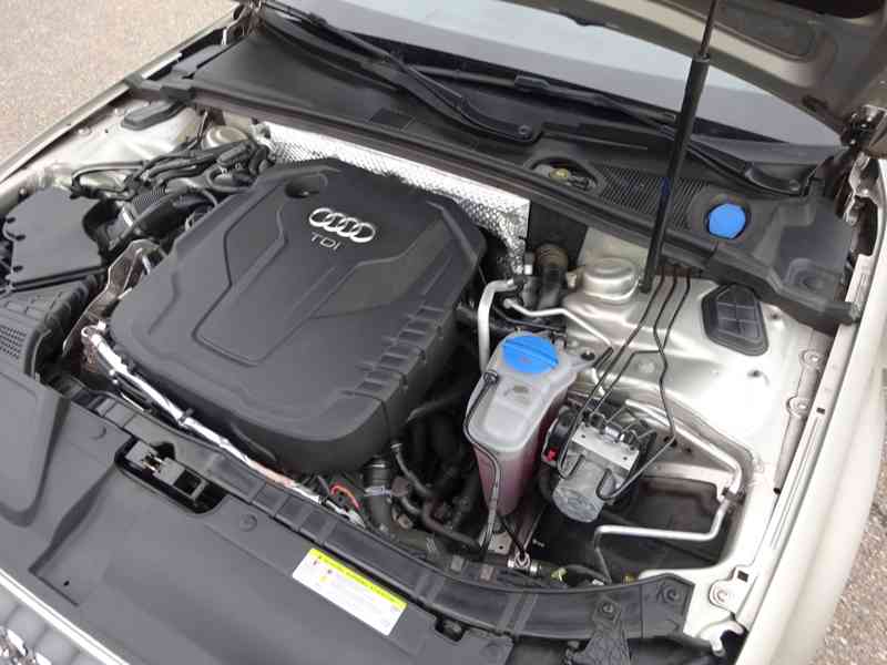 Audi A4 2.0 TDI Avant r.v.2015 (serviska) automat - foto 23
