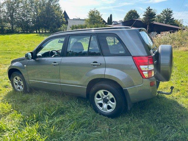 Suzuki Grand Vitara 2.0i Club benzín 103kw - foto 4