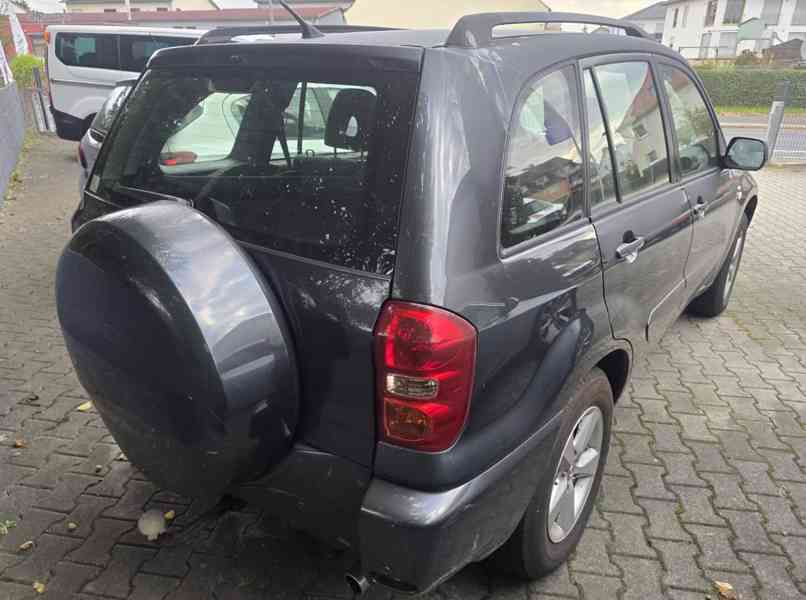 Toyota RAV 4 2.0i Edition benzín 110kw - foto 3