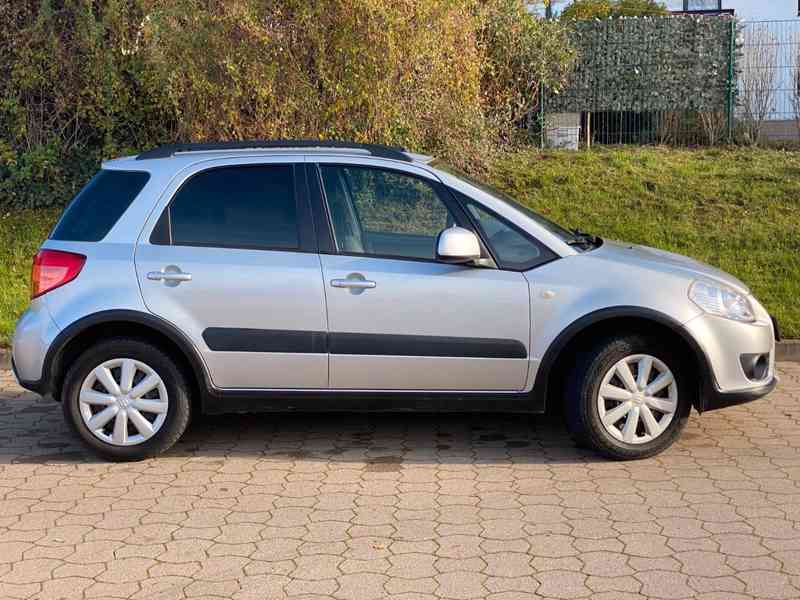 Suzuki SX4 1.6 VVT 4x4 Comfort benzín 79kw - foto 18