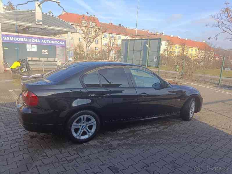 BMW Řada 3 2,0   E90, 320i,125 kW,r.2009 - foto 4