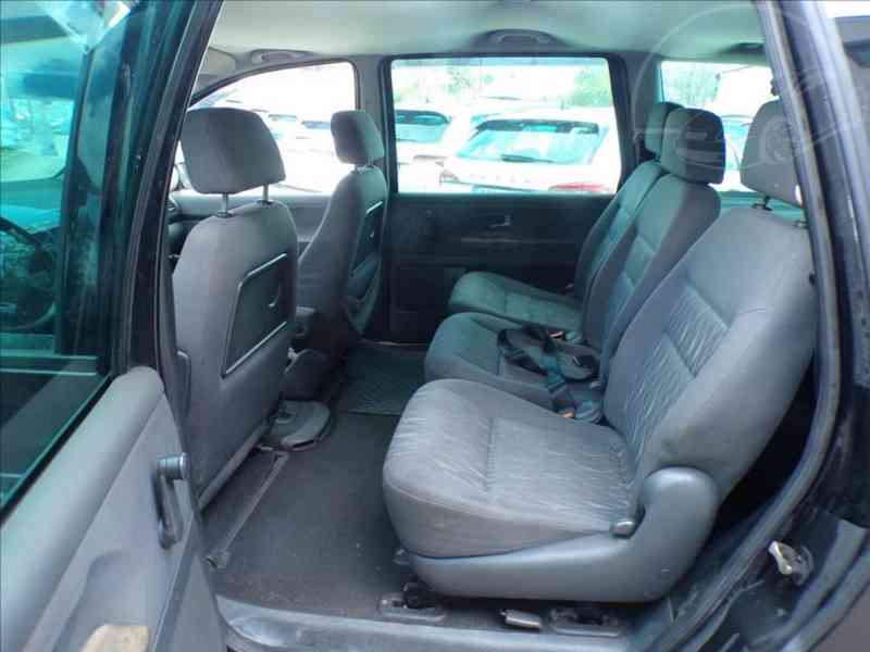 Volkswagen Sharan 1,9 TDI TAŽNÉ ZAŘÍZENÍ. - foto 8