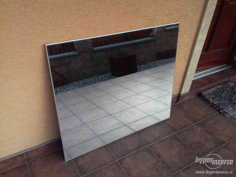 Velké zrcadla 105x90cm - 5 kusů - foto 1