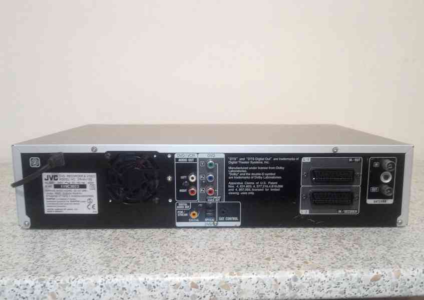 💥VHS-DVD rekordér JVC DR-MV1SE - foto 8