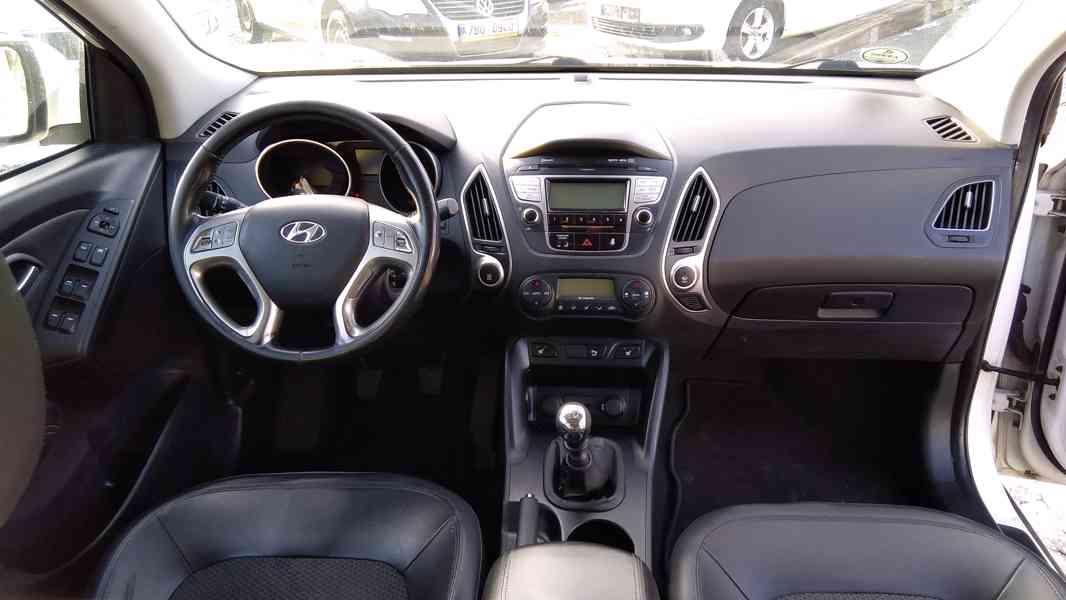 HYUNDAI ix35 1,7CRDi Comfort ČR  1 majitel - foto 13