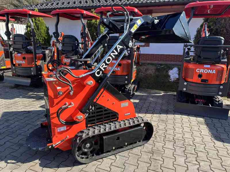 Smykový mininakladač CRONA HN380, 890 kg AKCE! - foto 2