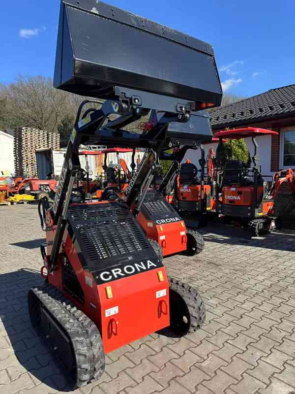 Smykový mininakladač CRONA HN380, 890 kg AKCE! - foto 8
