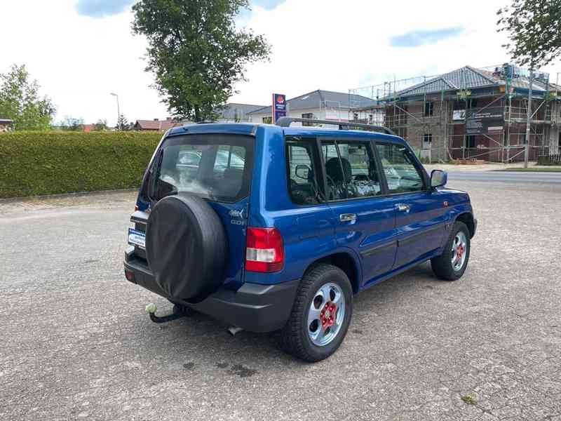 Mitsubishi Pajero Pinin 2,0i 4x4 benzín 95kw - foto 10