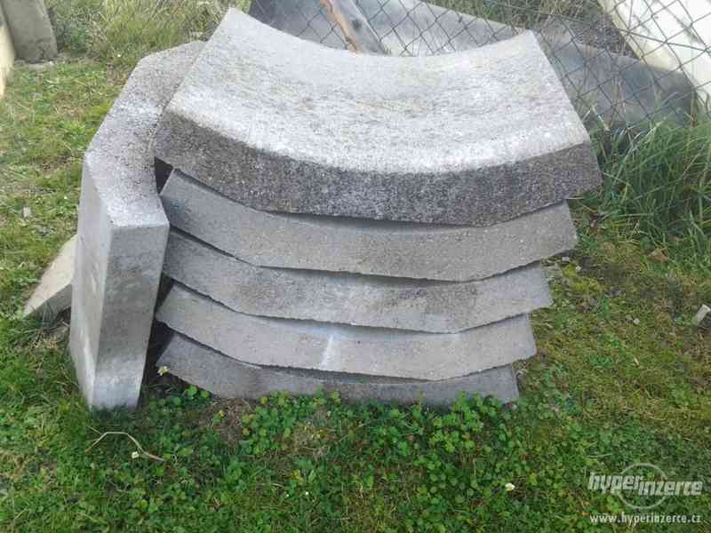 betonové žlaby 60x50x8 50ks nepoužité - foto 1