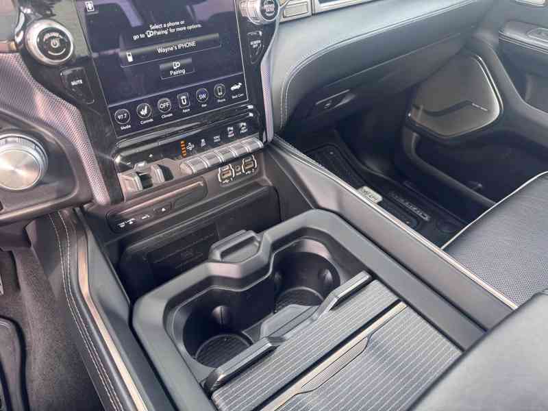 RAM 1500 5,7 L V8 HEMI LIMITED E-TORQE 2019 - foto 19