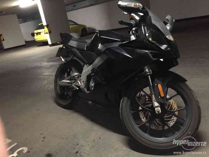 Prodám Derbi GPR 50 Racing - foto 1