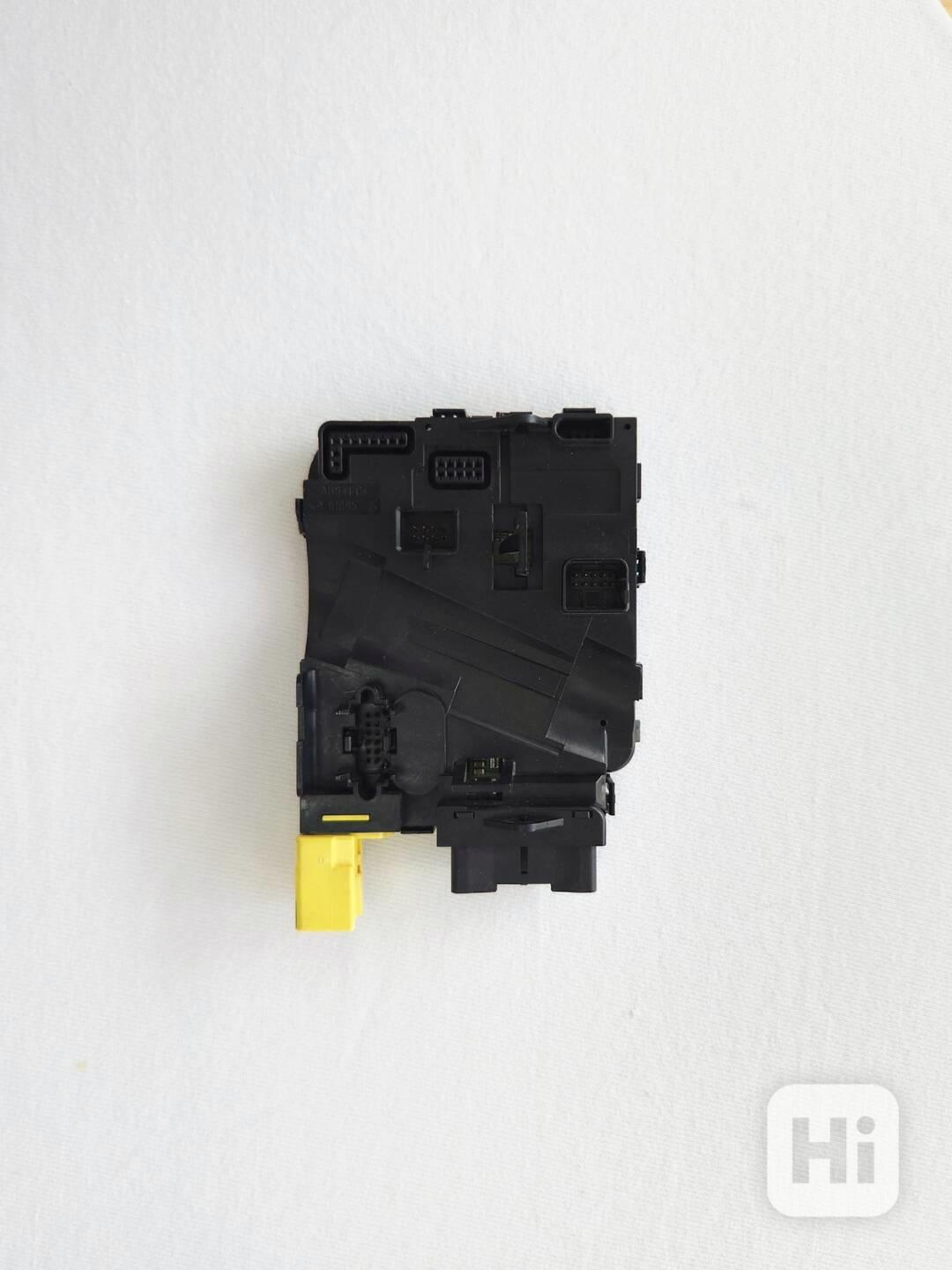 MF volant podvolantová jednotka 1K0953549CD - foto 1