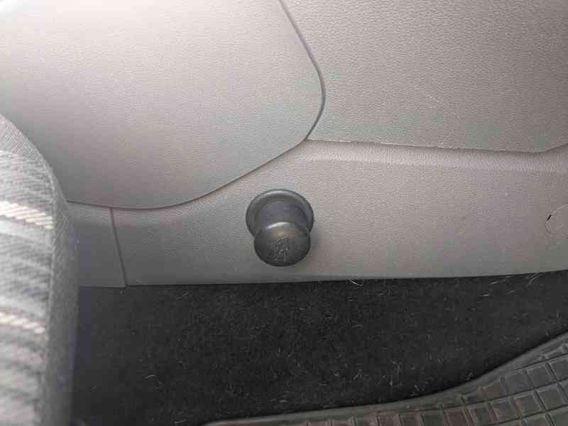Ford Focus II combi 1.6 74kw - foto 16