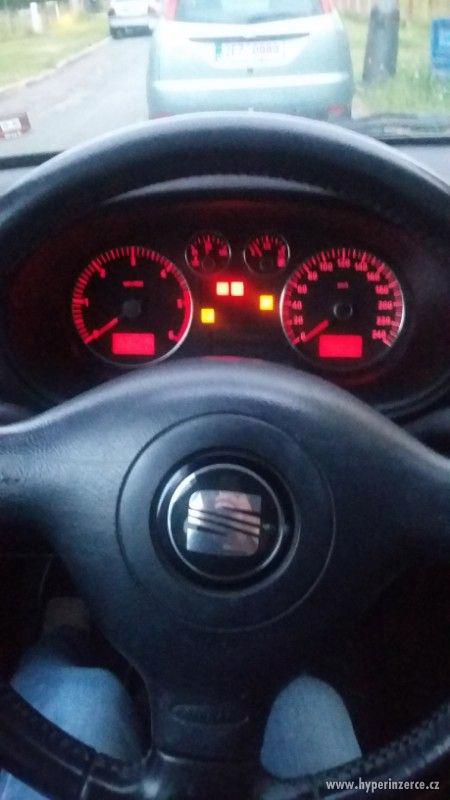 Seat Leon 1,9 TDI - foto 12