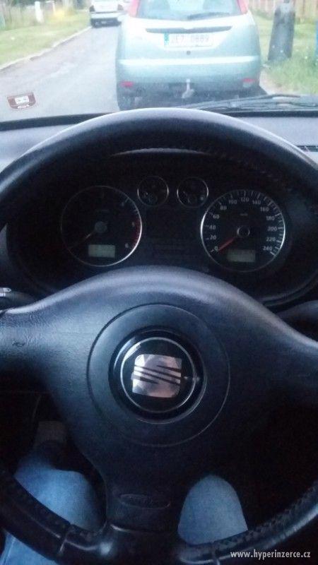 Seat Leon 1,9 TDI - foto 13