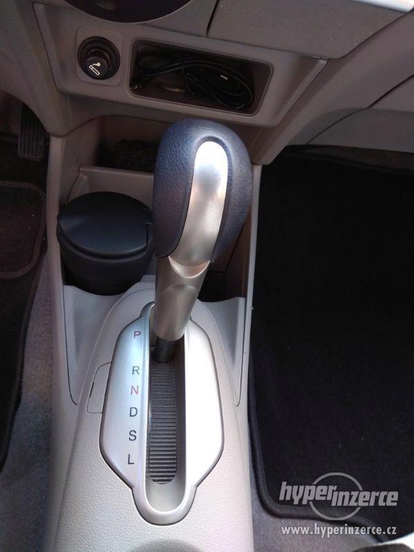 Honda Insight Hybrid automat - foto 14