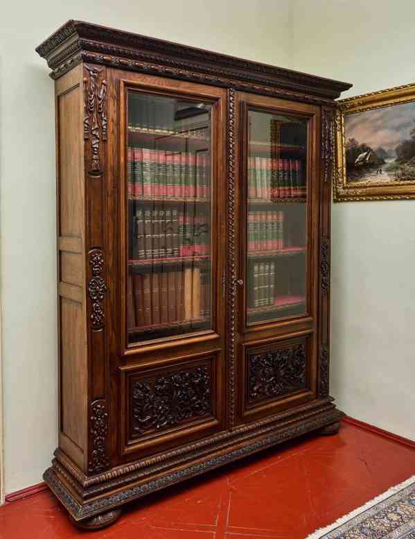 Masivní dubová knihovna v renesančním stylu, 19. století - foto 2