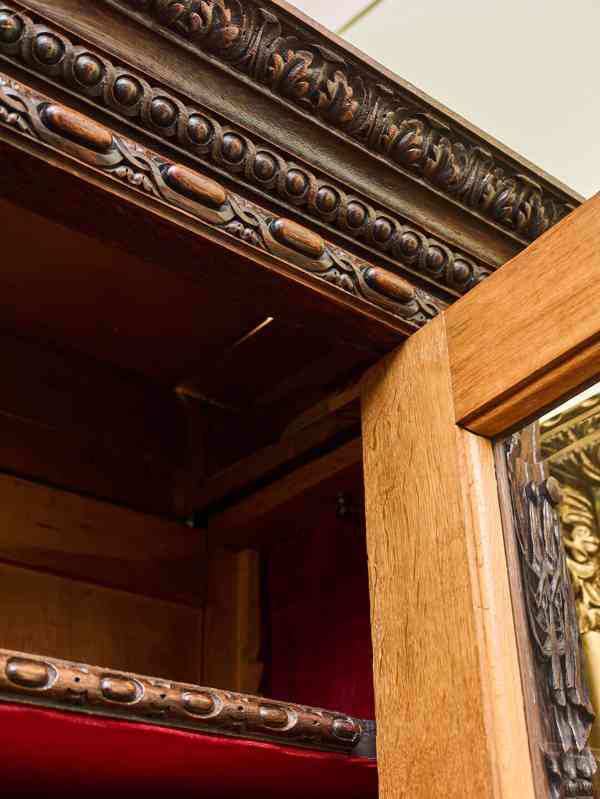 Masivní dubová knihovna v renesančním stylu, 19. století - foto 12