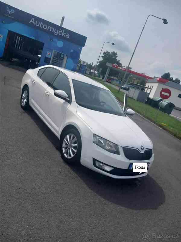 Škoda Octavia 1,6   III - foto 2