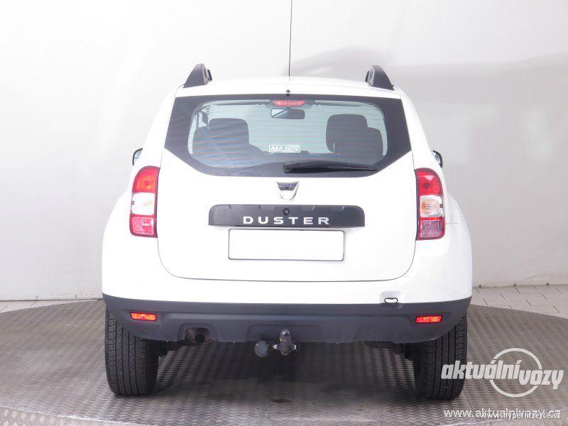 Dacia Duster 1.6, benzín, vyrobeno 2015 - foto 12