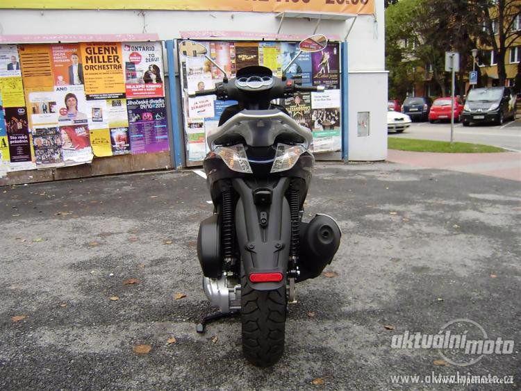 Prodej motocyklu Piaggio Beverly 125 - foto 10