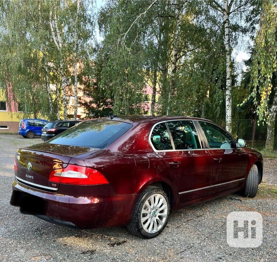 Škoda Superb 2,0   Škoda Superb - foto 1